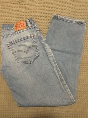 Levi's Light Blue Straight Leg Men's Jeans